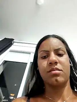 Bella Anjoss online show from February 2026 01:03:01 AM