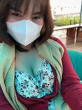 May-Squirt online show from February 2025 05:03:01 AM