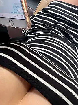 May-Squirt online show from November 2025 04:27:02 AM