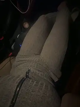 May-Squirt online show from November 2025 11:31:02 AM