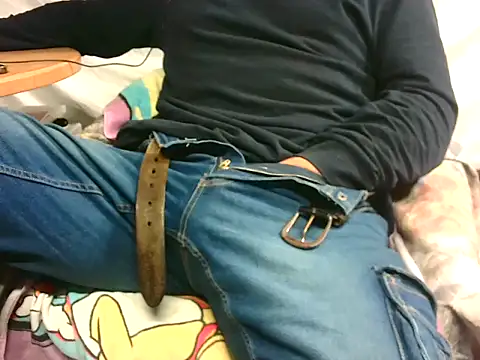 Snapshot of Giulio35_Pika chatting on November 2025 03:45:02 PM Giulio35 Pika online show from November 2025 03:45:02 PM