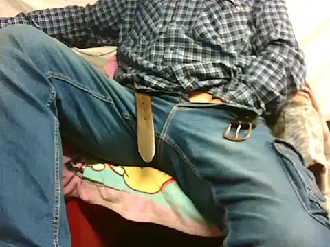 Snapshot of Giulio35_Pika chatting on December 2025 05:40:02 AM Giulio35 Pika online show from December 2025 05:40:02 AM