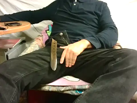 Snapshot of Giulio35_Pika chatting on December 2025 04:17:02 PM Giulio35 Pika online show from December 2025 04:17:02 PM