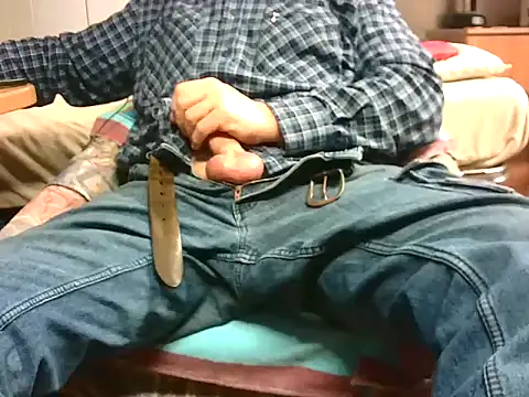 Snapshot of Giulio35_Pika chatting on February 2026 04:18:01 PM Giulio35 Pika online show from February 2026 04:18:01 PM