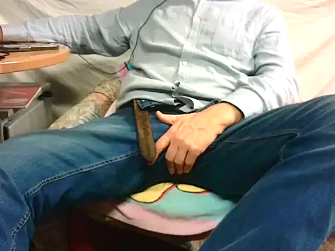 Snapshot of Giulio35_Pika chatting on December 2025 04:07:01 PM Giulio35 Pika online show from December 2025 04:07:01 PM