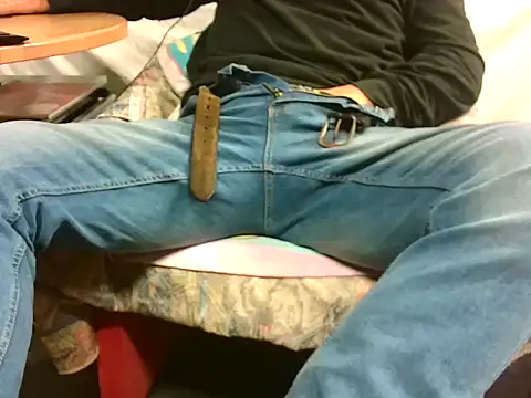 Snapshot of Giulio35_Pika chatting on November 2025 05:27:02 PM Giulio35 Pika online show from November 2025 05:27:02 PM