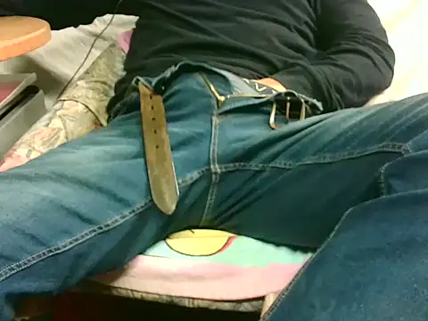 Snapshot of Giulio35_Pika chatting on November 2025 04:13:02 PM Giulio35 Pika online show from November 2025 04:13:02 PM