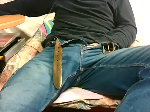 Snapshot of Giulio35_Pika chatting on November 2025 04:07:01 PM Giulio35 Pika online show from November 2025 04:07:01 PM