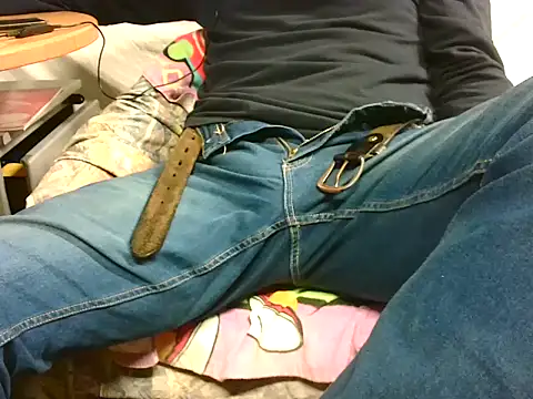 Snapshot of Giulio35_Pika chatting on November 2025 05:56:02 PM Giulio35 Pika online show from November 2025 05:56:02 PM