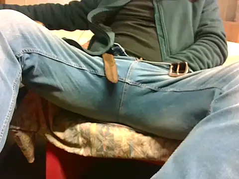 Giulio35 Pika online show from March 2026 01:22:02 PM