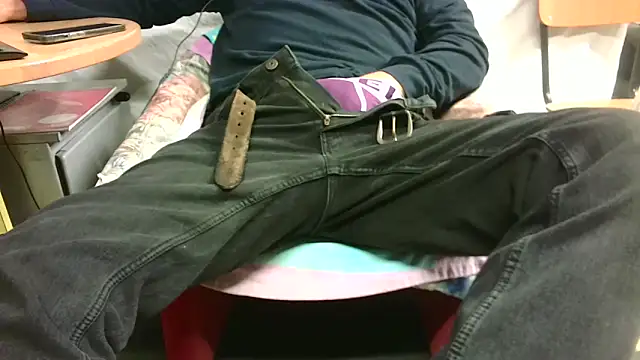 Snapshot of Giulio35_Pika chatting on October 2025 08:09:02 PM Giulio35 Pika online show from October 2025 08:09:02 PM