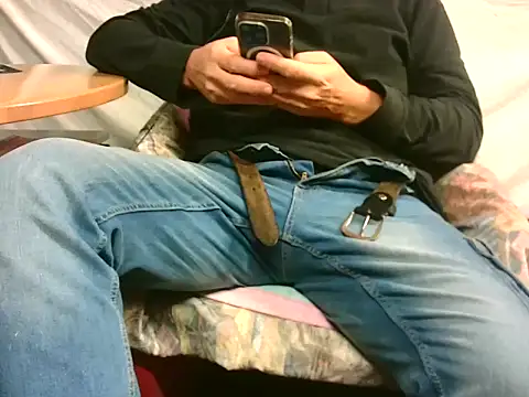 Snapshot of Giulio35_Pika chatting on November 2025 04:11:02 PM Giulio35 Pika online show from November 2025 04:11:02 PM