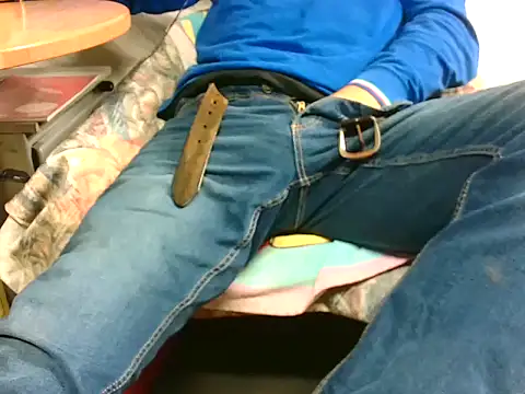 Snapshot of Giulio35_Pika chatting on October 2025 07:44:01 PM Giulio35 Pika online show from October 2025 07:44:01 PM