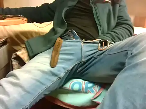 Giulio35 Pika online show from March 2026 02:17:02 PM