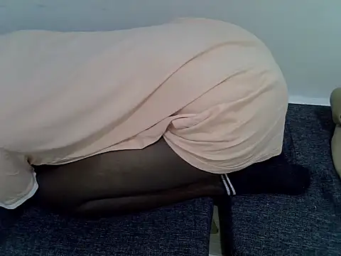 hey its andreana online show from March 2026 05:48:01 PM