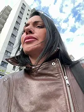 KimKelly13 online show from April 2026 06:06:01 AM