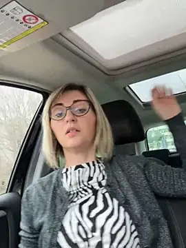 sexy blondie92 online show from March 2026 02:14:02 PM