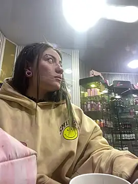 Broklinwhite  online show from June 2026 01:06:01 PM
