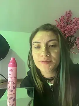 Snapshot of Broklinwhite_ chatting on May 2026 01:28:01 PM Broklinwhite online show from May 2026 01:28:01 PM