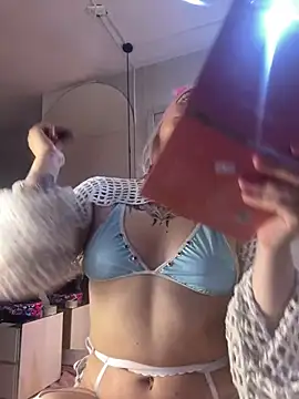 Broklinwhite  online show from June 2026 01:00:02 PM
