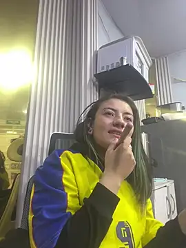 Broklinwhite  online show from June 2026 01:17:02 PM