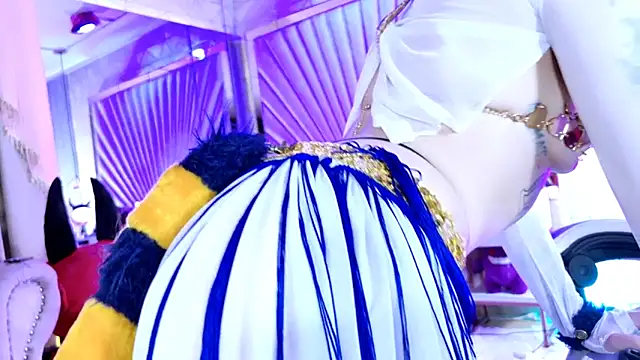 zephirahabney online show from February 2026 04:20:02 PM