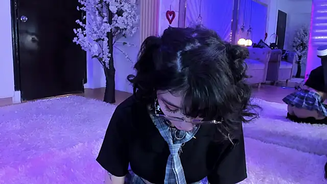 zephirahabney online show from March 2025 02:28:01 PM