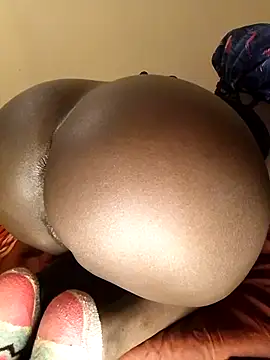 Misskhalifa  online show from November 2025 12:11:02 AM