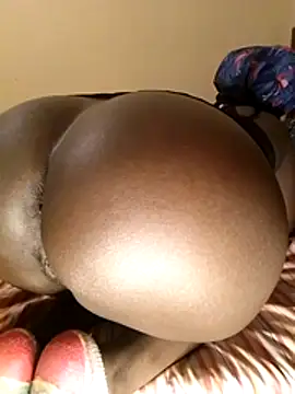 Misskhalifa  online show from November 2025 03:28:02 AM