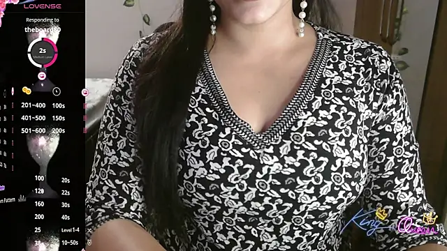 Snapshot of Annu-Darling chatting on December 2025 07:52:02 PM Annu-Darling online show from December 2025 07:52:02 PM