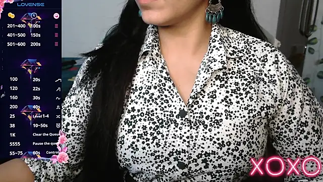 Snapshot of Annu-Darling chatting on November 2025 05:01:02 PM Annu-Darling online show from November 2025 05:01:02 PM