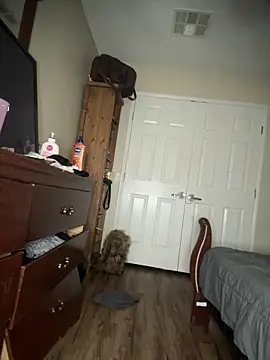 KiDaBrat online show from November 2025 08:03:01 PM