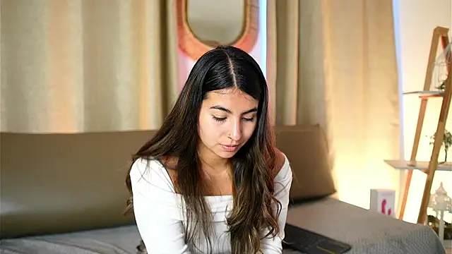 Snapshot of ShelleyMorell chatting on November 2025 01:00:02 PM ShelleyMorell online show from November 2025 01:00:02 PM