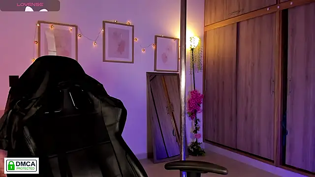 Snapshot of Lilabril chatting on March 2026 02:46:01 PM Lilabril online show from March 2026 02:46:01 PM