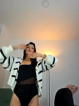 Lilabril online show from February 2025 01:08:02 PM
