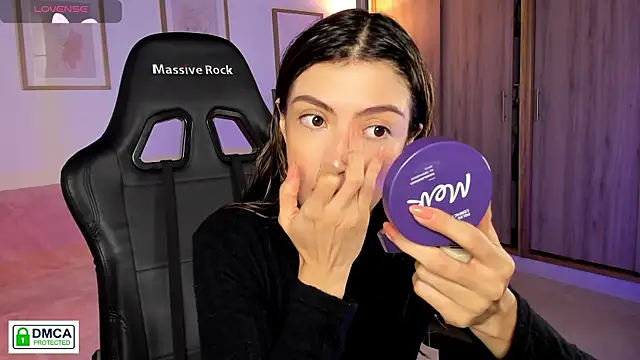 Snapshot of Lilabril chatting on February 2026 02:45:01 PM Lilabril online show from February 2026 02:45:01 PM