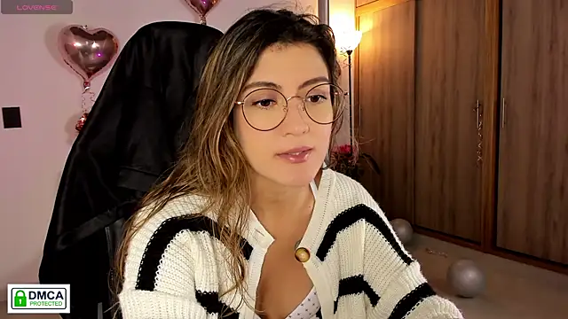 Lilabril online show from April 2026 02:40:02 PM