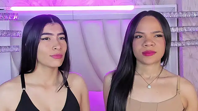 siara and zoe online show from April 2026 12:23:01 AM