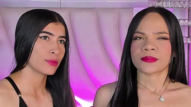 siara and zoe online show from May 2026 10:26:02 PM
