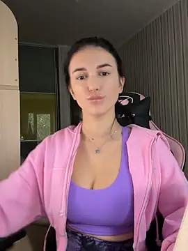 Julietta a online show from October 2025 07:53:02 AM