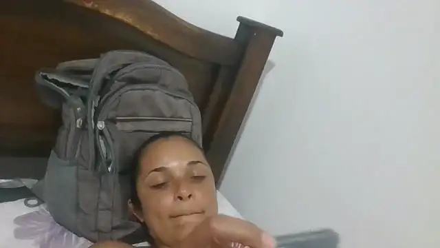 GiveLove1 online show from November 2025 12:00:01 AM