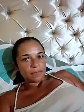 GiveLove1 online show from December 2025 02:50:01 PM