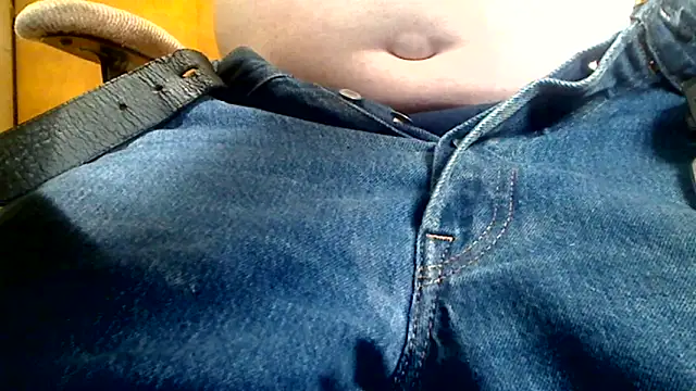 markluvskitty online show from March 2026 12:20:01 PM