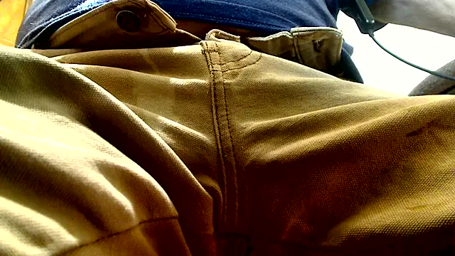 markluvskitty online show from October 2025 01:21:02 PM