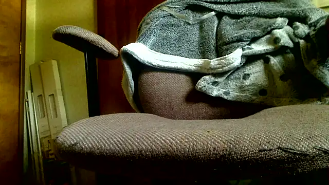 markluvskitty online show from April 2026 07:50:02 PM