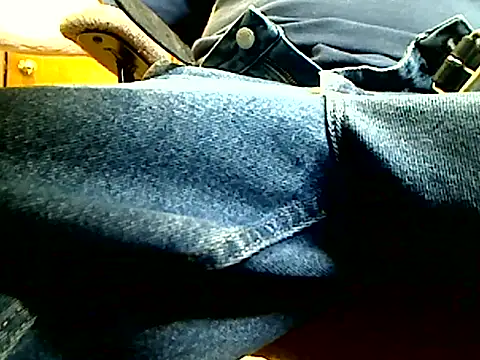 markluvskitty online show from November 2025 05:06:01 PM