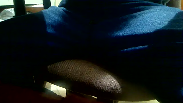 markluvskitty online show from January 2026 07:12:01 PM