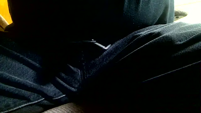 markluvskitty online show from April 2026 12:39:01 PM