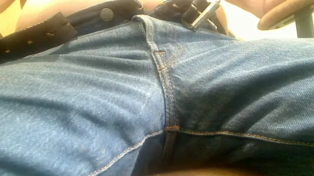 markluvskitty online show from May 2026 01:51:02 PM