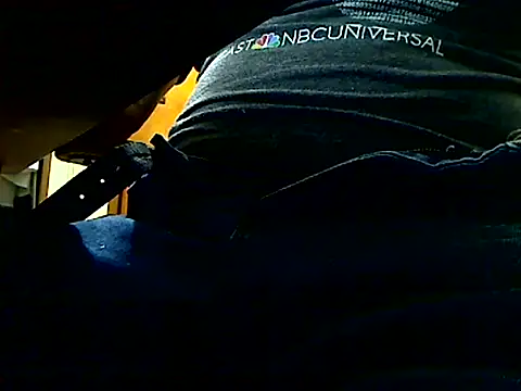 markluvskitty online show from November 2025 03:17:01 PM